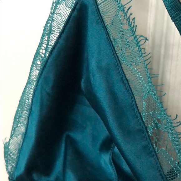 Size M bralet from FOREVER 21 - Picture 2 of 2